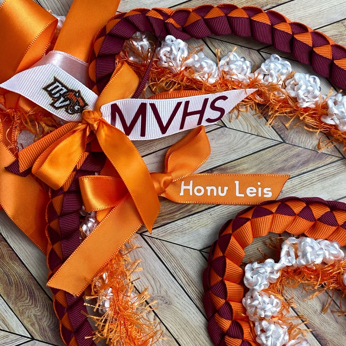 Custom - 2 Leis